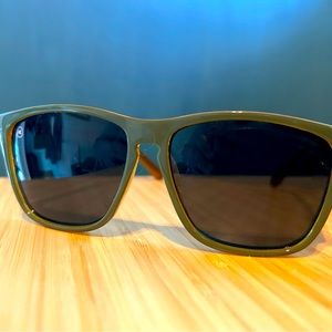 Knockaround Fast Lane sunglasses (green)
